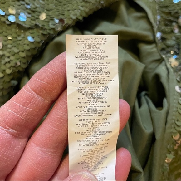 NWT long sleeves green Sequin dress